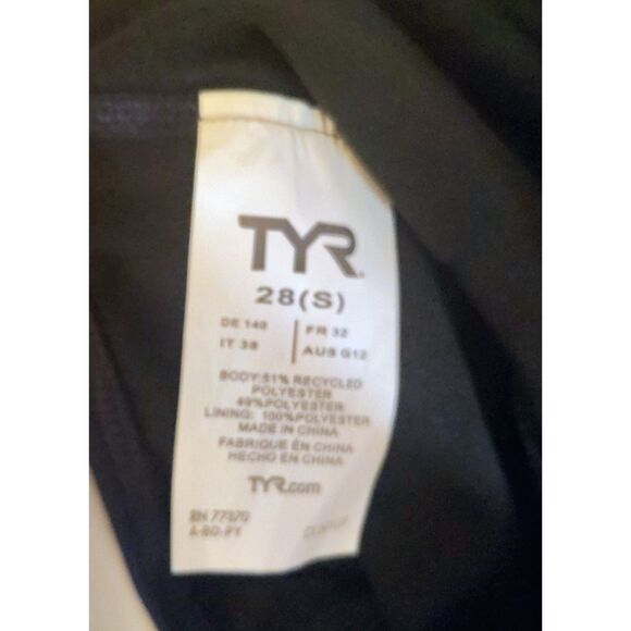 NWT TYR Durafast One Solid Maxfit Swimsuit Size S UPF 50+ Athletic Swim Team - Picture 7 of 7